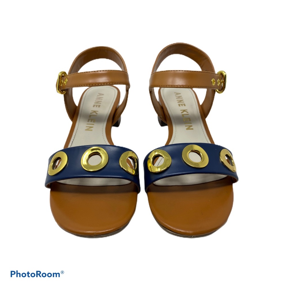 Anne Klein Chunky Heeled Sandal Size 9